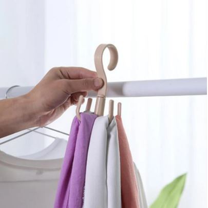 Random Color - 360° Rotating 4 Hooks Hanger, Multipurposed Hanger With 4 Claws My Store