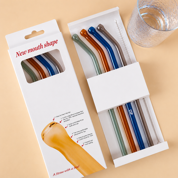 Set of 4 Mouth-Shape Reusable Glass Straws with Cleaning Brush