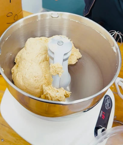 Compact Kitchen Stand Electric Dough Mixer with Steel Mixing Bowl