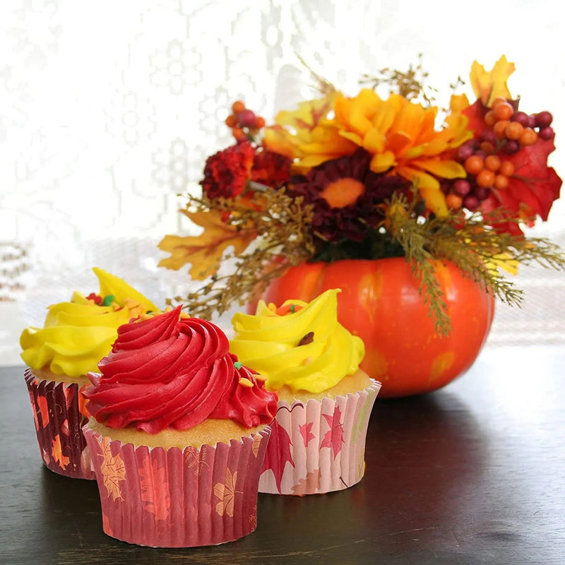100 Piece's Random Print Disposable Cupcake Liners