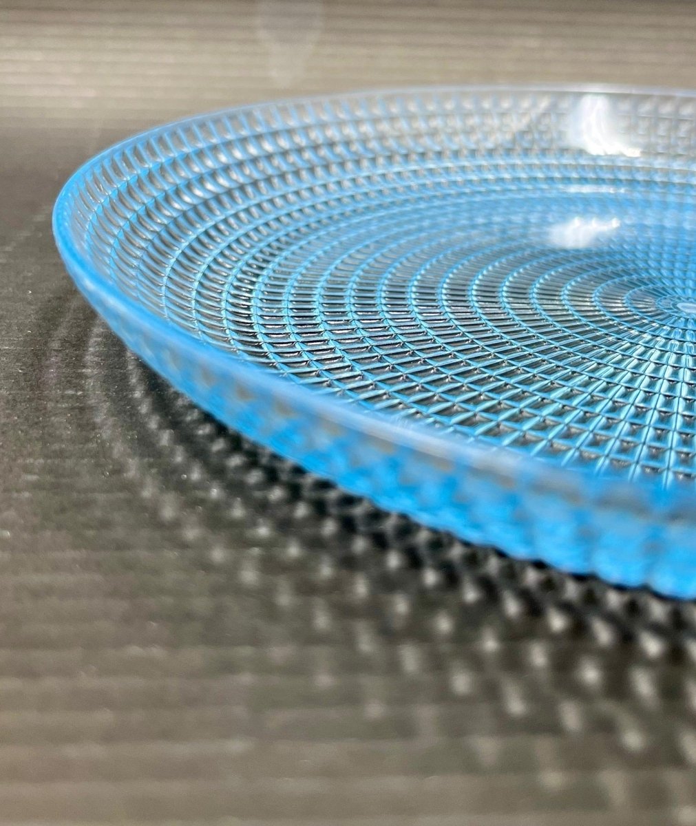 Acrylic Round Serving Plate - Techmanistan in Pakistan