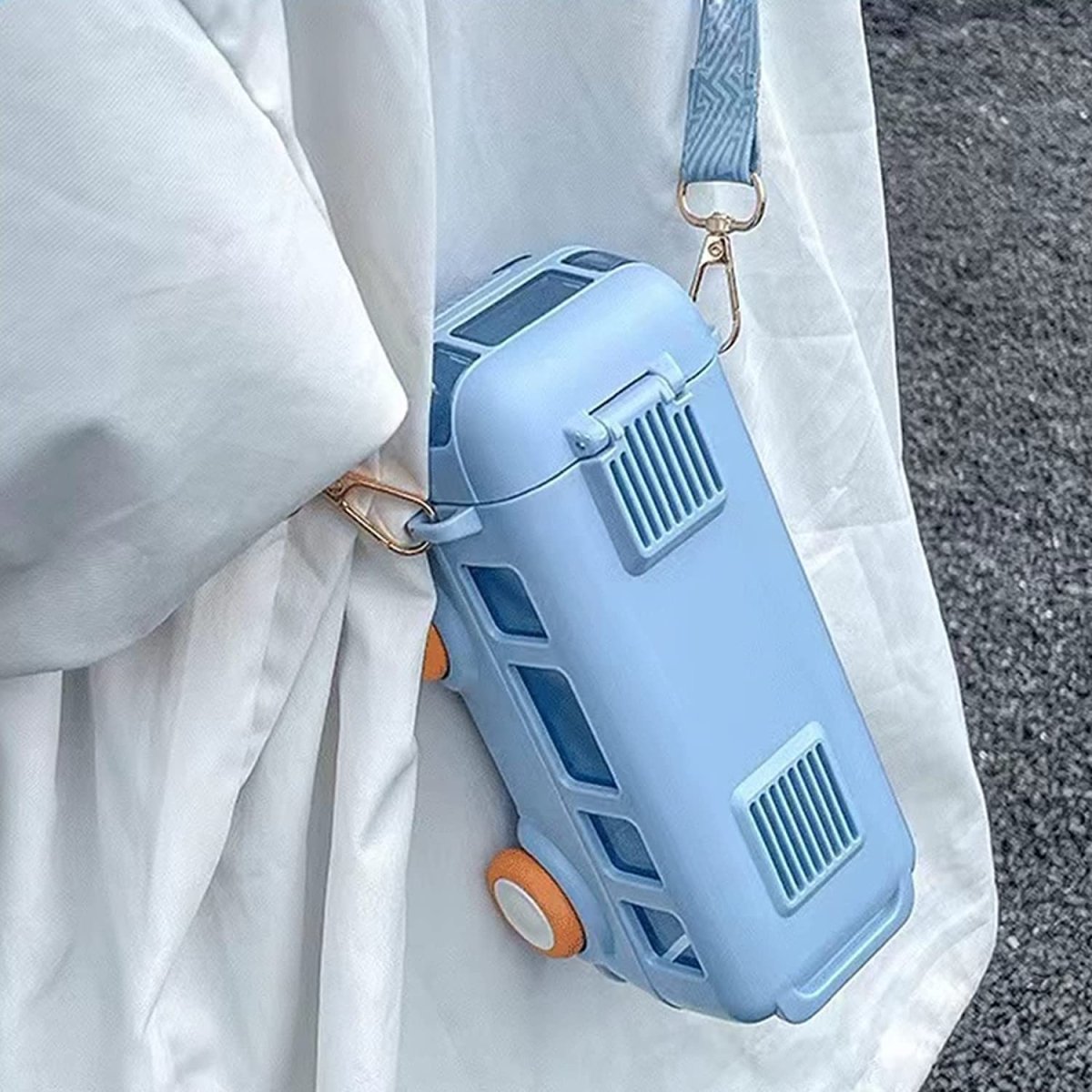 Bus Shape Water Bottle - Techmanistan in Pakistan