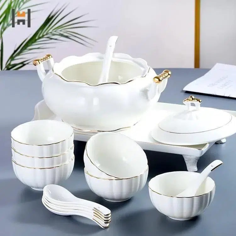 15-Pieces White Porcelain Set with Gold Rim