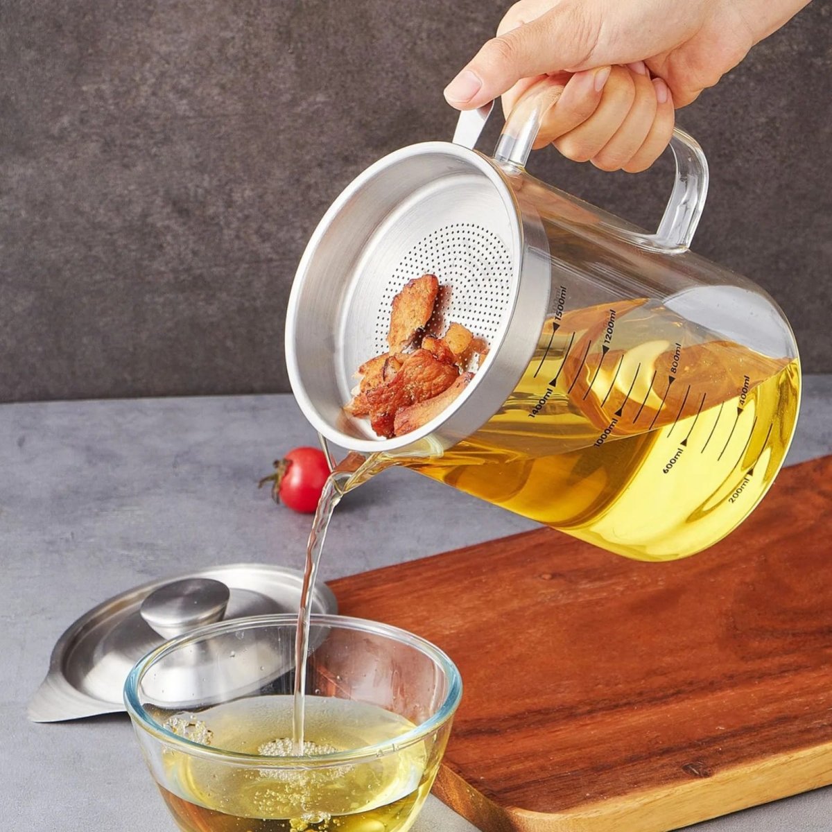 Glass Oil Pot with Stainless Steel Lid and Strainer - Techmanistan in Pakistan