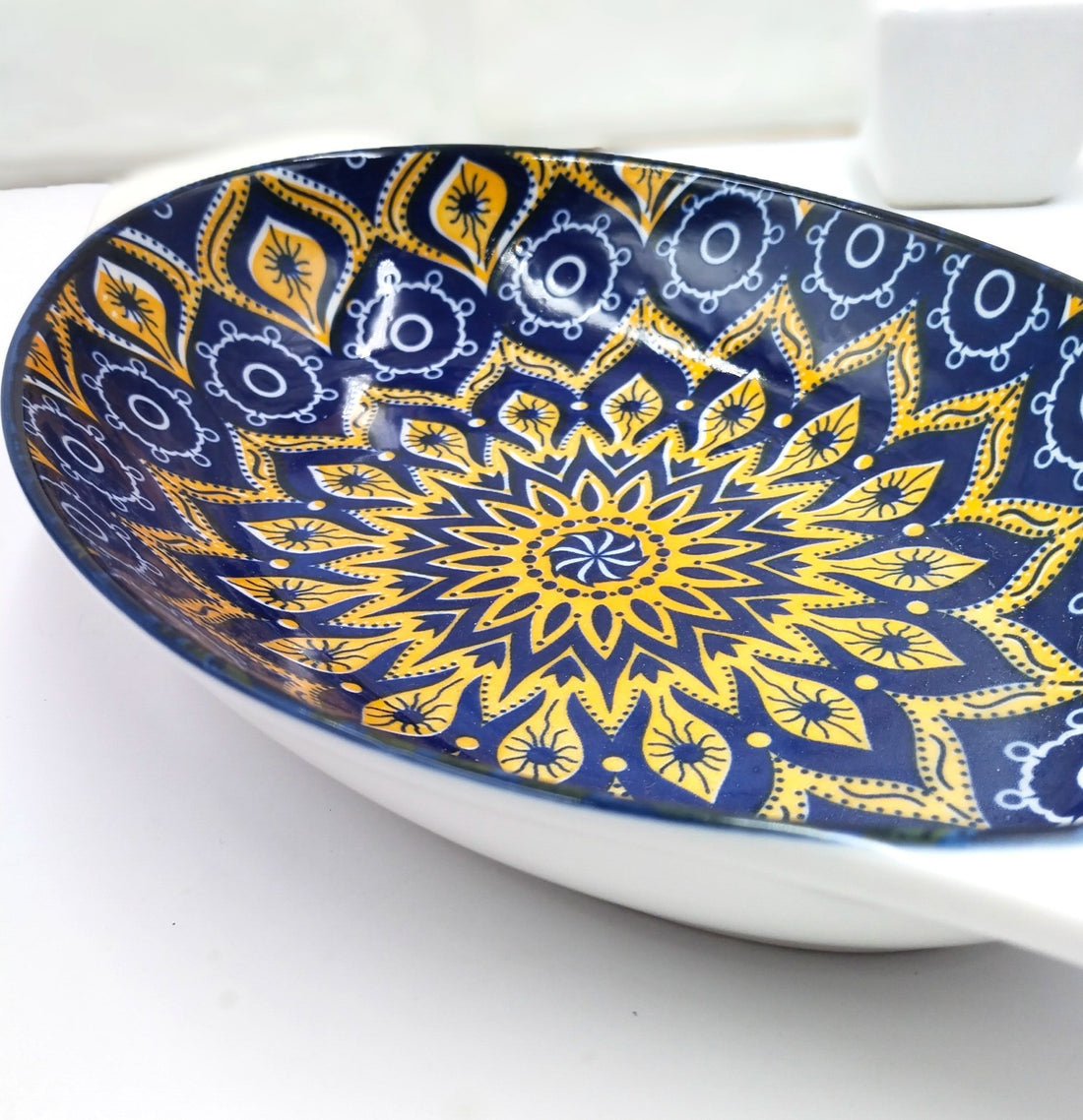 Random Design Ceramic Serving Bowl