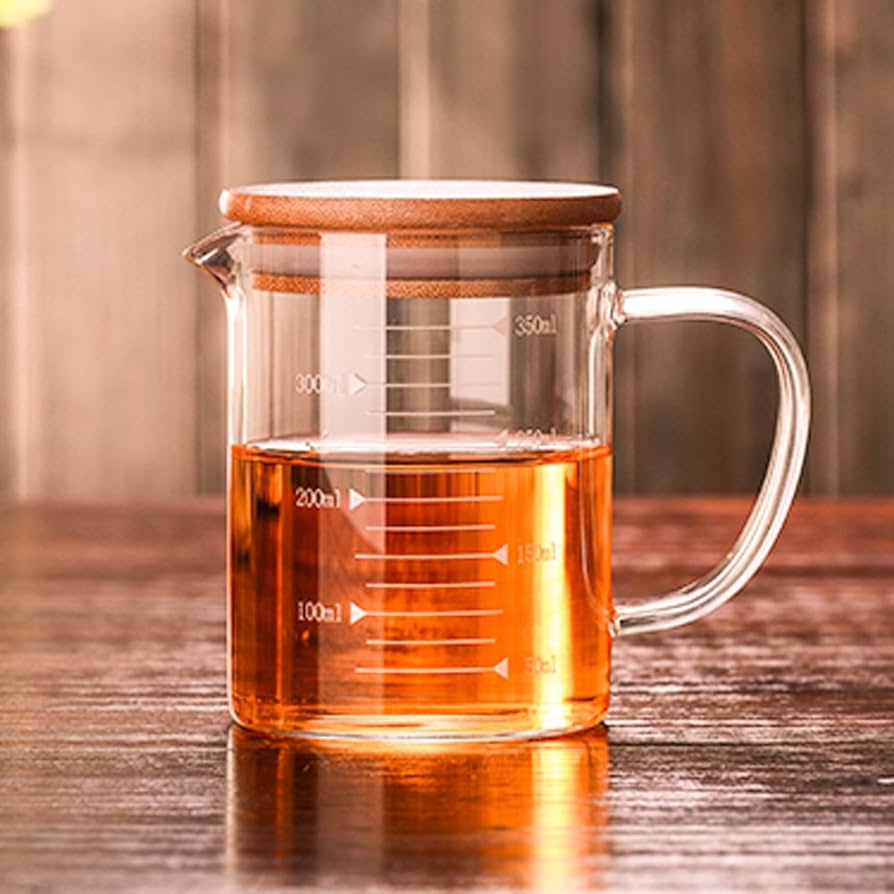 Measuring Glass Jug with Handle & Wooden Lid - Techmanistan