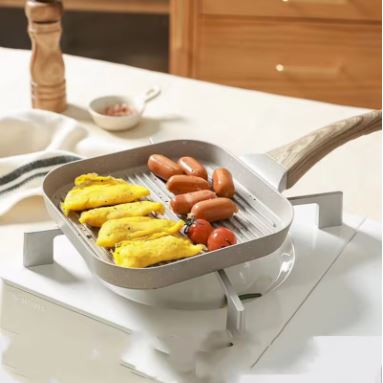 Nonstick Grill Pan With Wooden Handle - Techmanistan in Pakistan