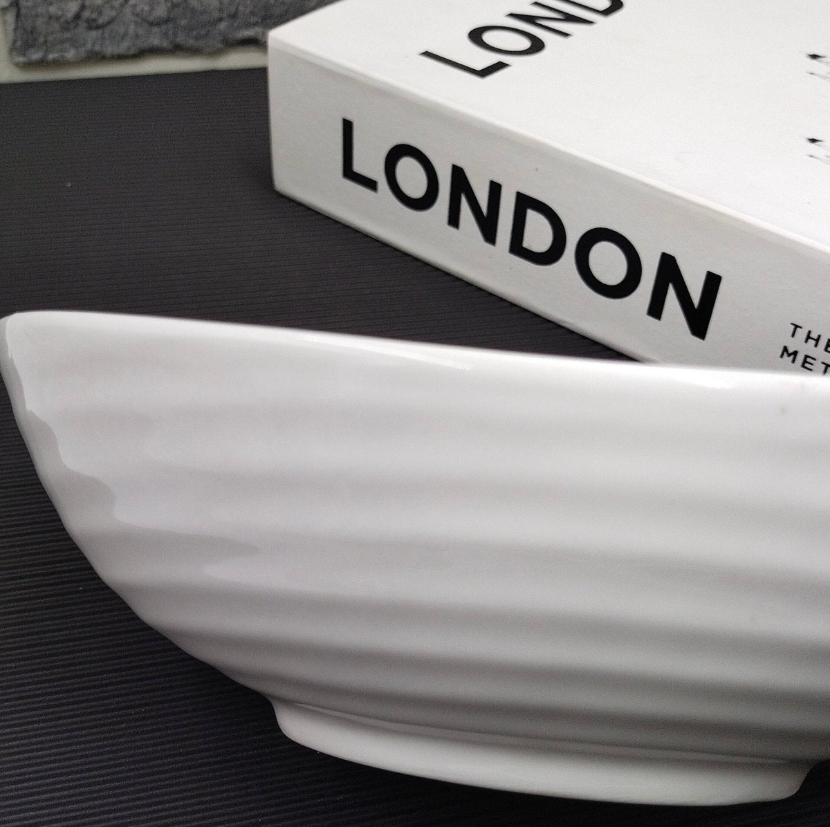 Oval Ceramic Serving Bowl - Techmanistan in Pakistan