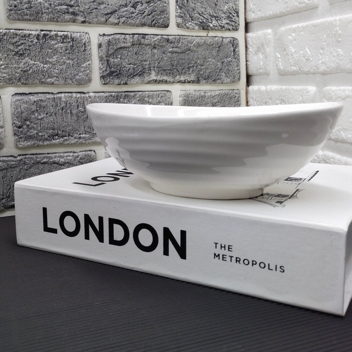 Oval Ceramic Serving Bowl - Techmanistan in Pakistan