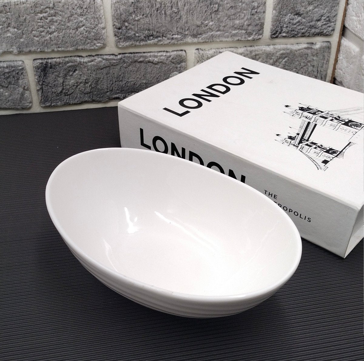 Oval Ceramic Serving Bowl - Techmanistan in Pakistan