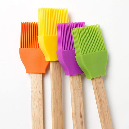 Random Color Wooden Handle Silicon Kitchen Basting Oil Brush - 1 Piece - Techmanistan in Pakistan