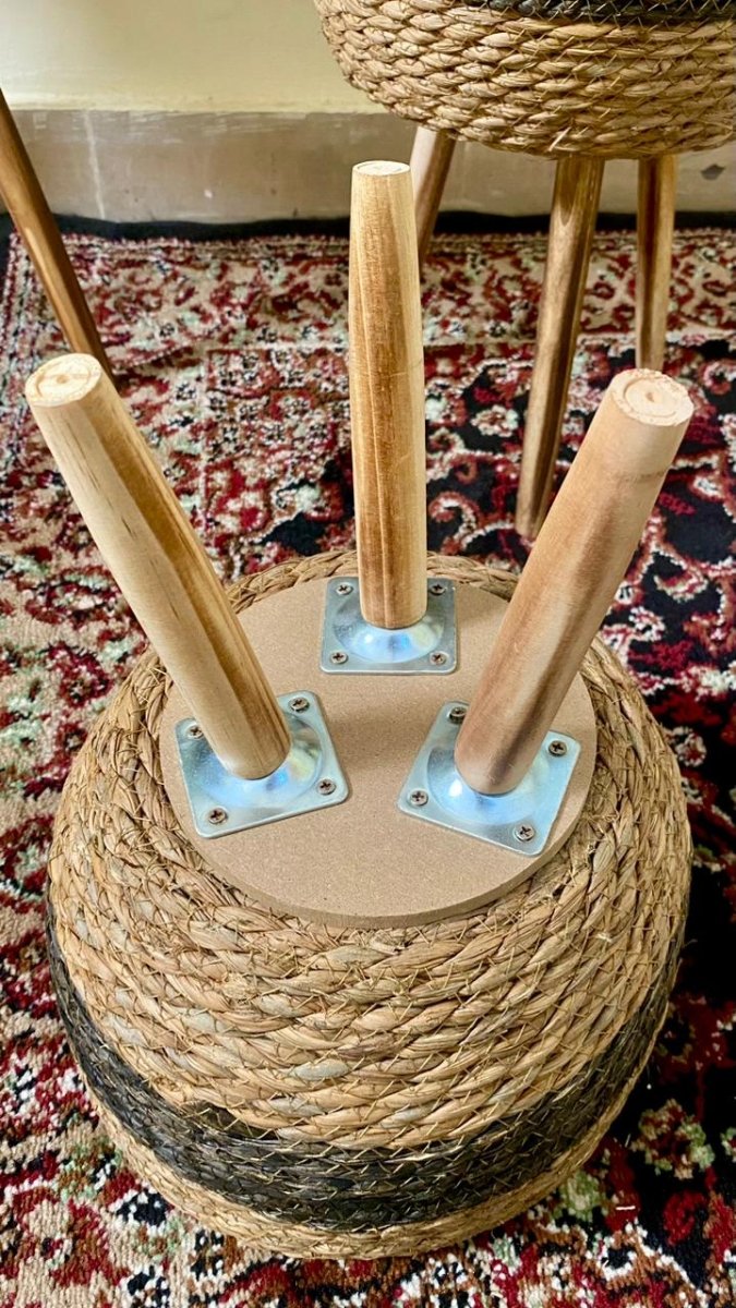 Seagrass Standing Planter Plant Pots With Wooden Legs - Techmanistan in Pakistan