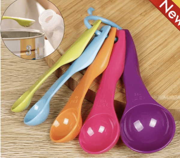 Set of 5 - Random Color Plastic Kitchen Baking Measuring Spoons - Techmanistan in Pakistan