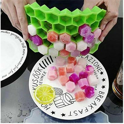 Silicone Honeycomb Ice Cube Tray with Cover - Techmanistan in Pakistan